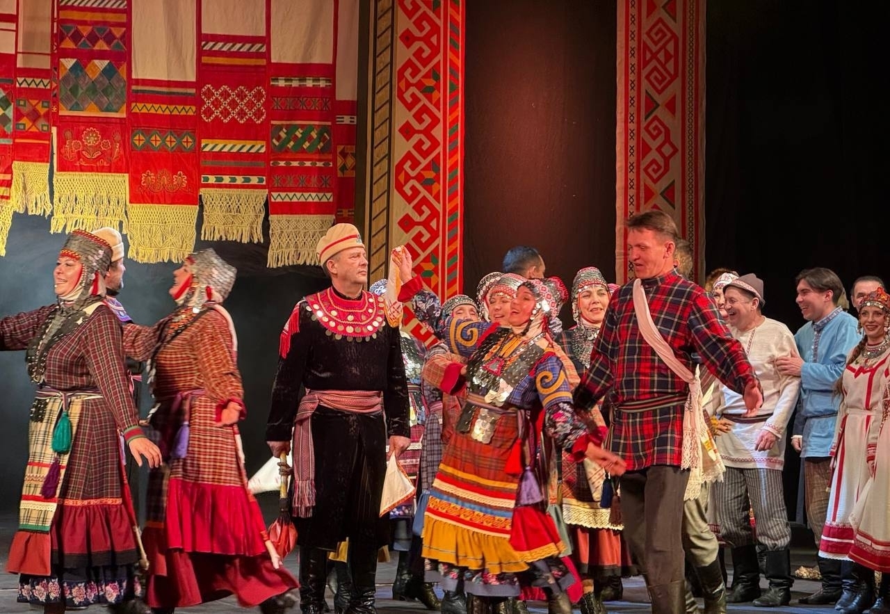 «Нарспи» çĕнĕрен сцена çине тухнă