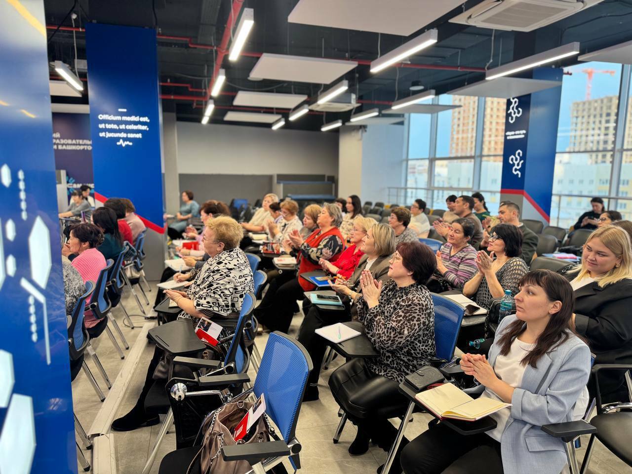 В Межвузовском кампусе Уфы провели мастер-класс для учителей химии