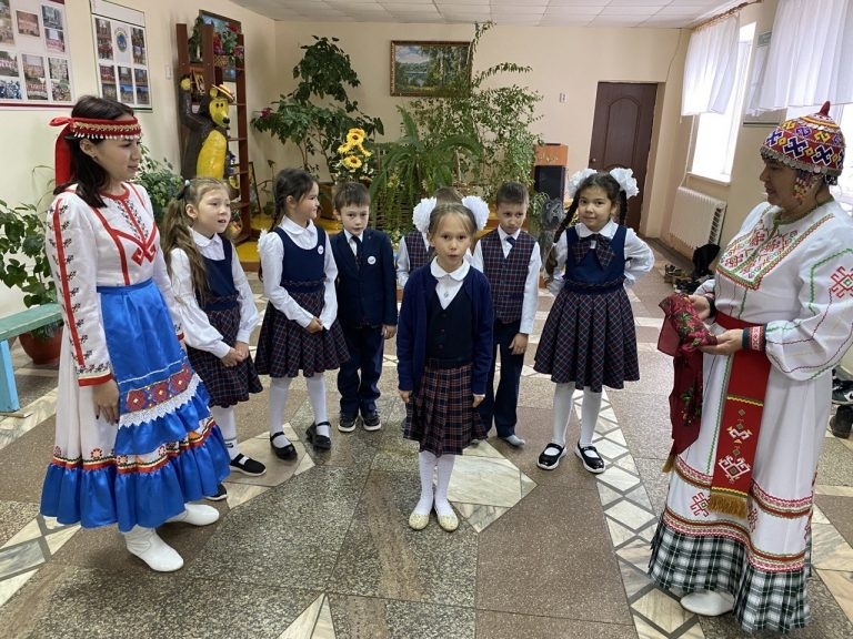 Йăла-йĕркесене çĕнĕрен чĕртсе тăратасси: манăçа тухнă чăваш вăййисен уявĕ
