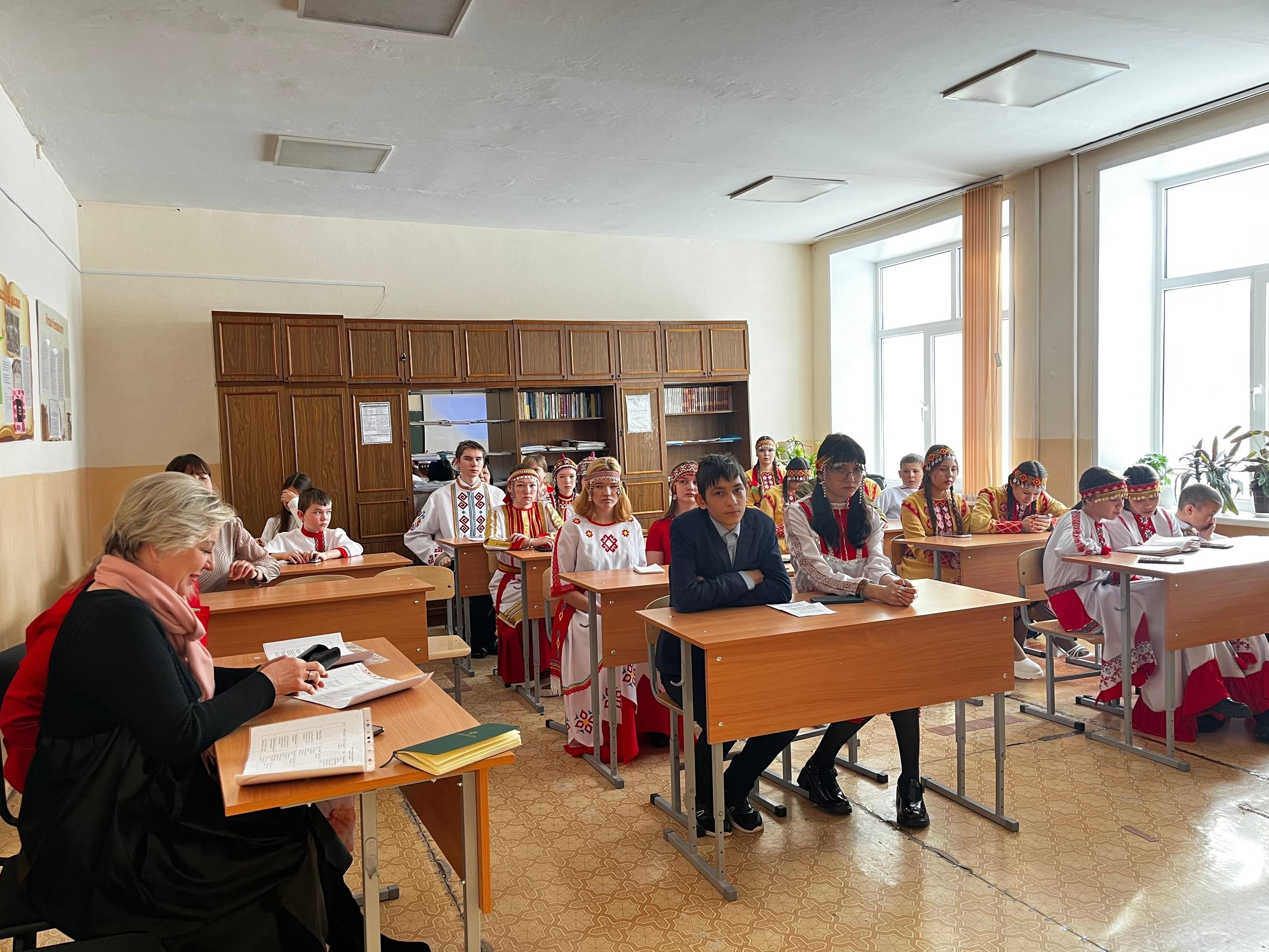 Толбазăсем конкурса хутшăнакансене тарават кĕтсе илчĕç