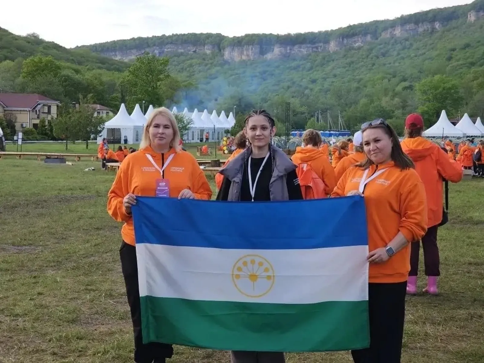 Пултаруллă та пуçаруллă вĕрентекен туристсен слетне хутшăннă