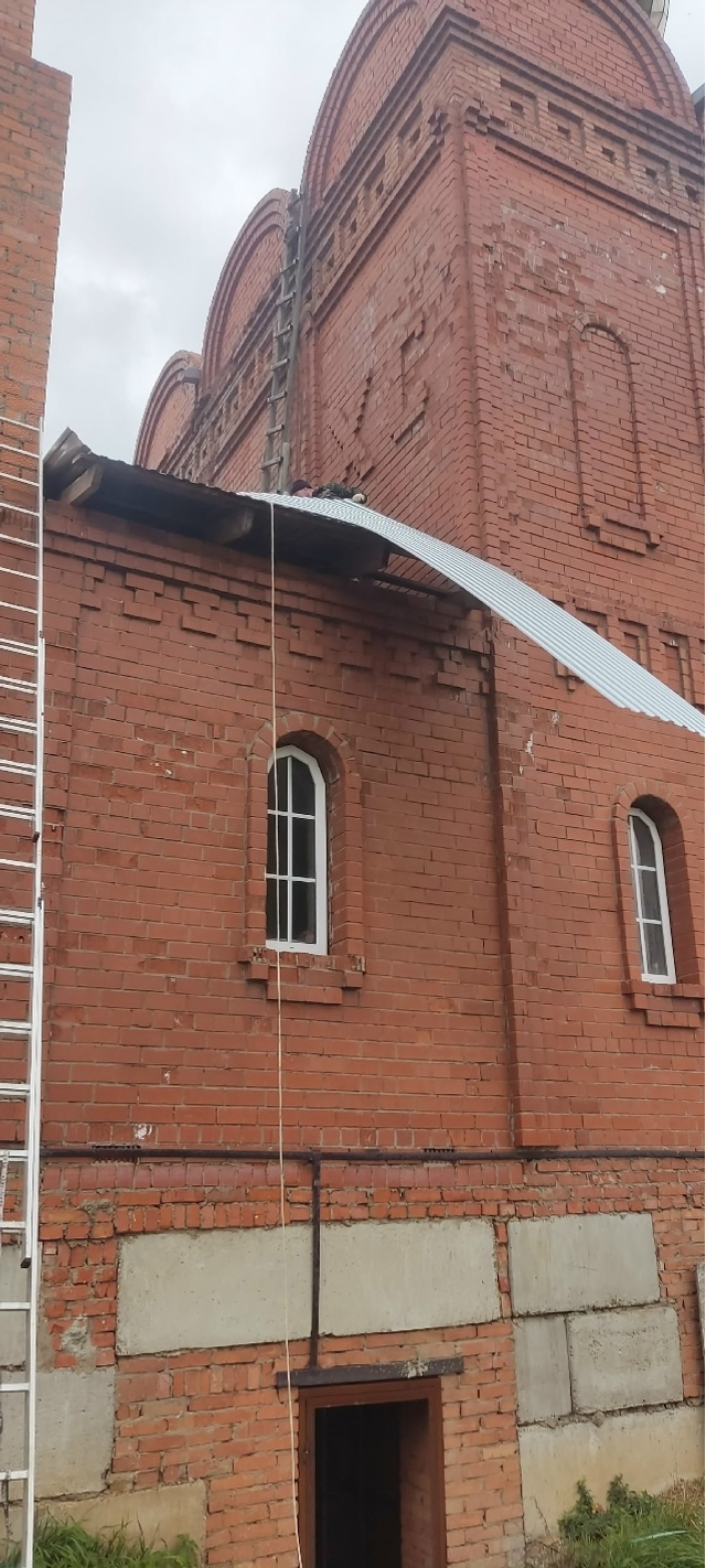 Пĕрлехи вăйпа Ивано-Казанка ялĕнчи чиркĕвĕн тăррине юсанă