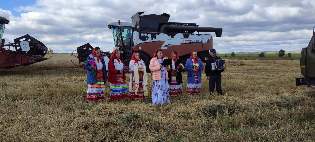 Тырă пуссине – юрă-ташăпа