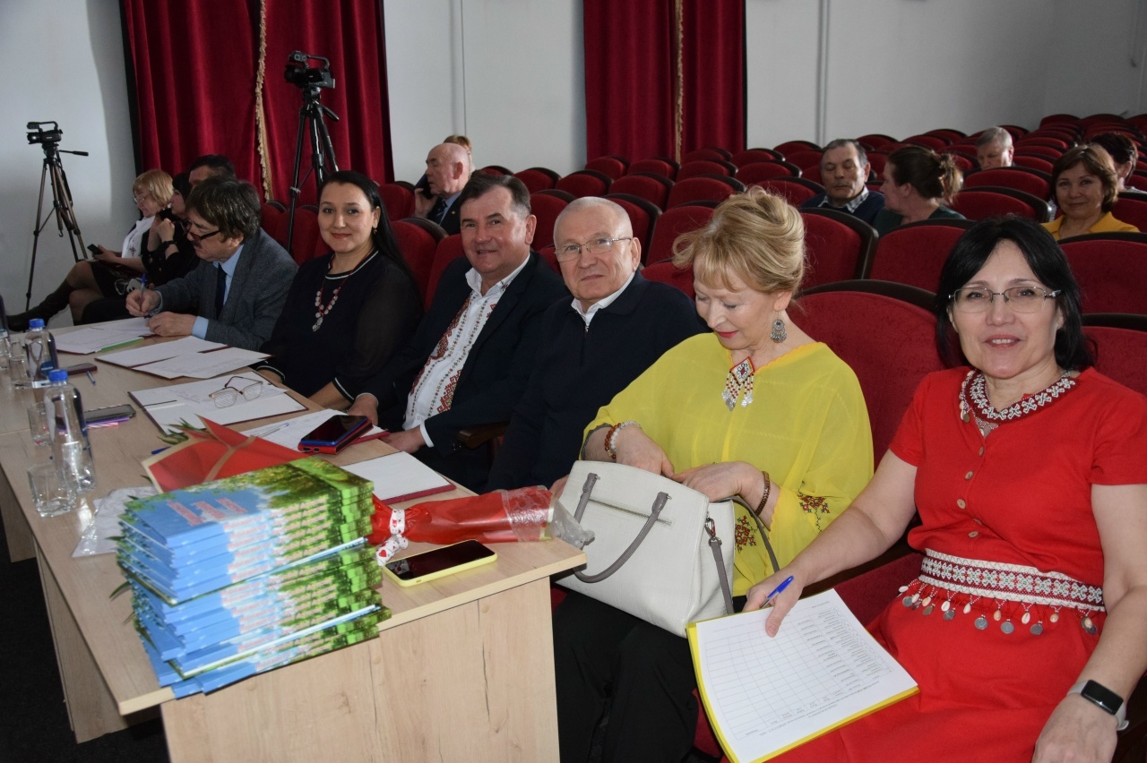 Эрĕнпур тăрăхĕнчи чăваш пики "Кĕмĕл сасă - 2026" конкурс Гран-прине тивĕçнĕ