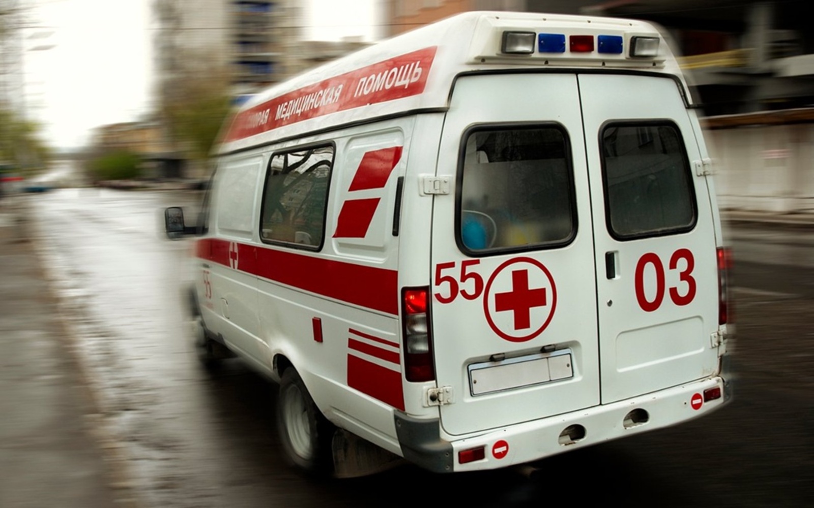 Çамрăк хĕр ачасене наркотиксем сутнă