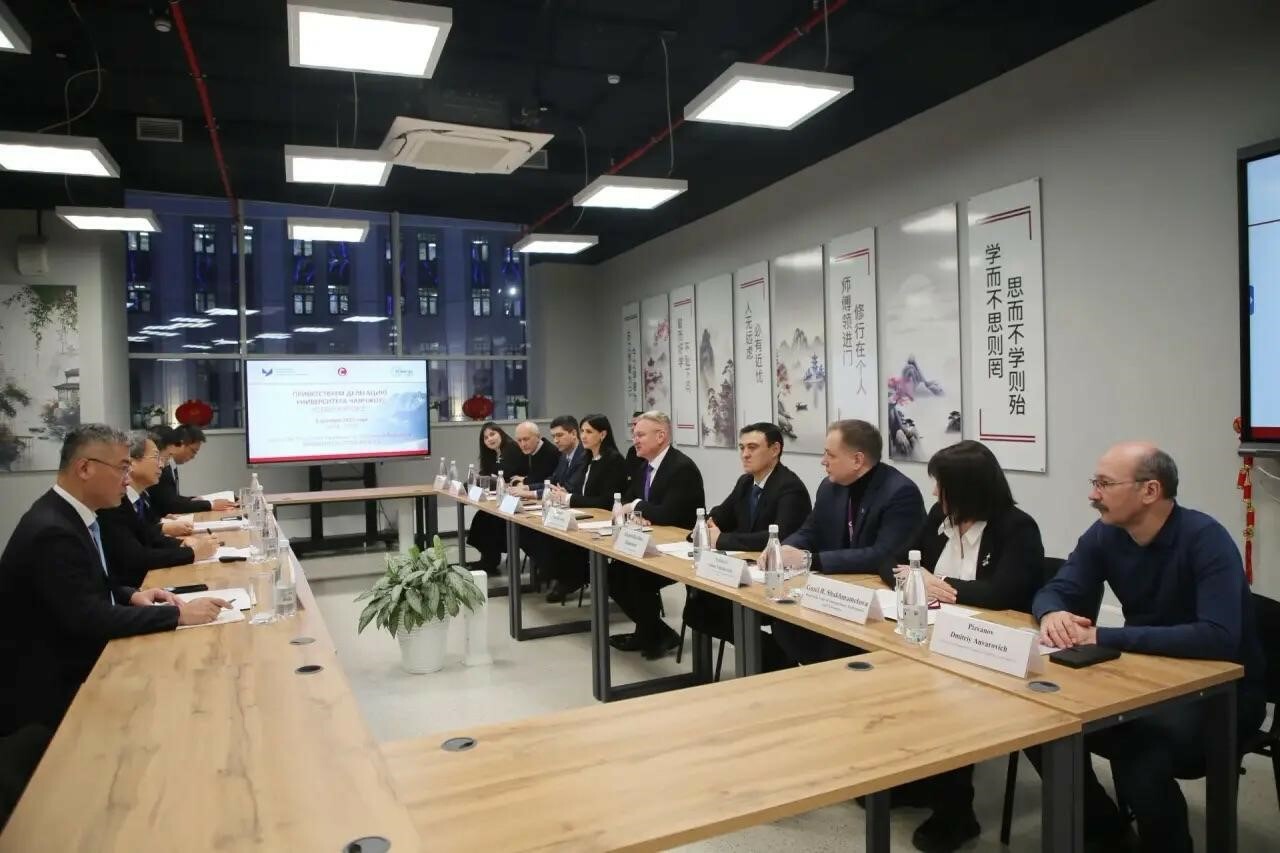 Резидент кампуса подписал соглашение о подготовке аспирантов с китайским вузом