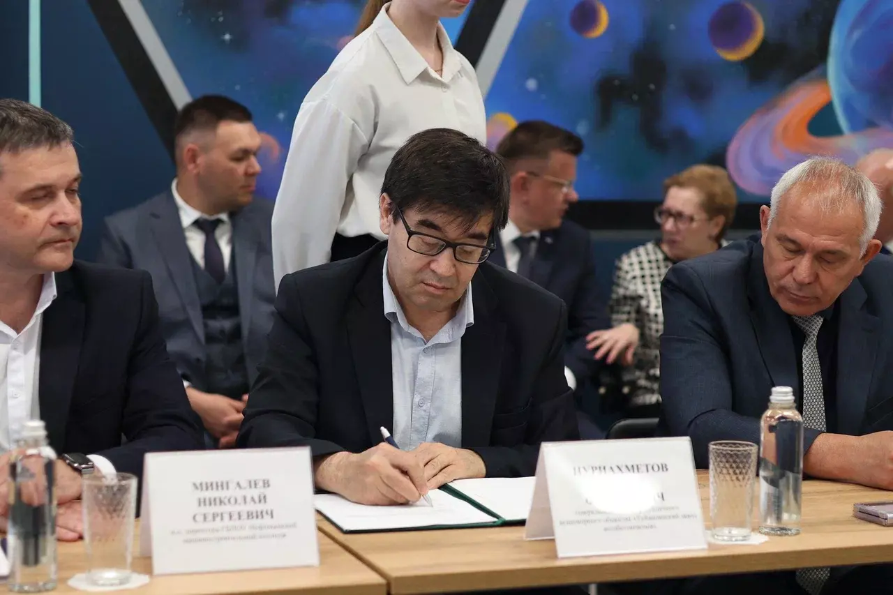Подписали соглашения об открытии в 2026 году кластеров федерального проекта