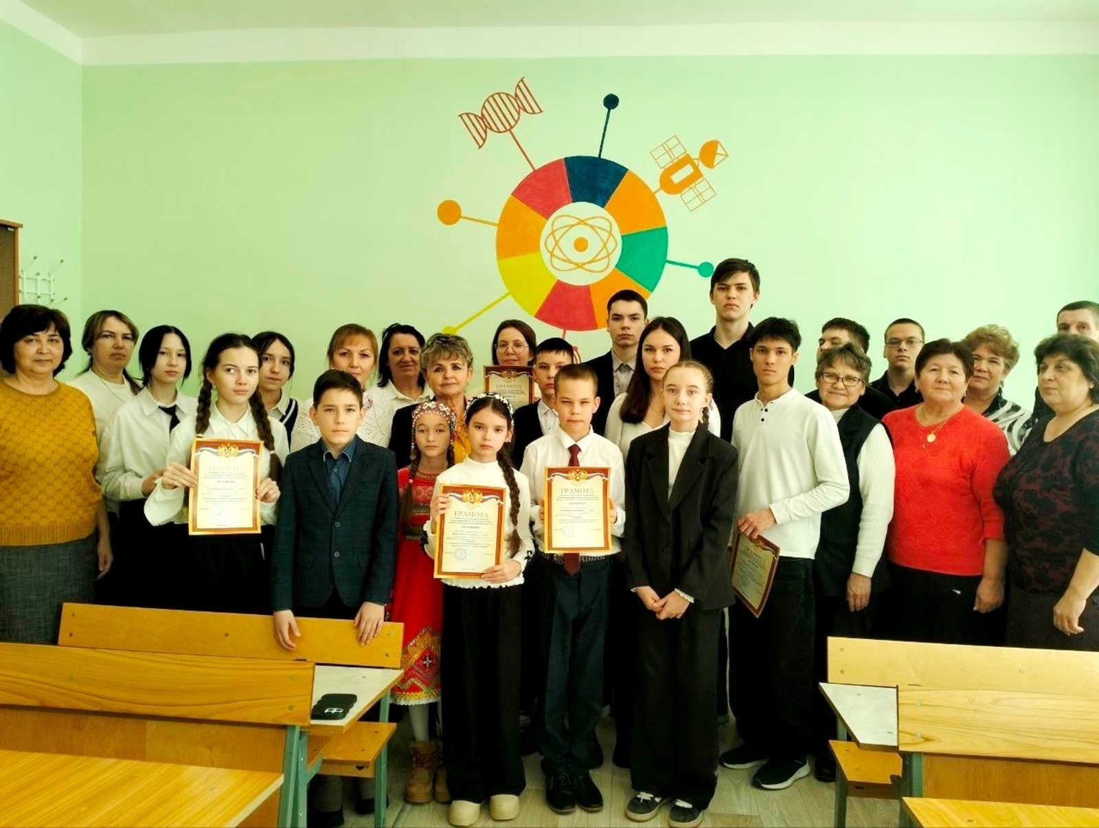 Урал ачисем ăслăлăхпа тĕпчев ĕçĕсене тивĕçлĕ хÿтĕленĕ