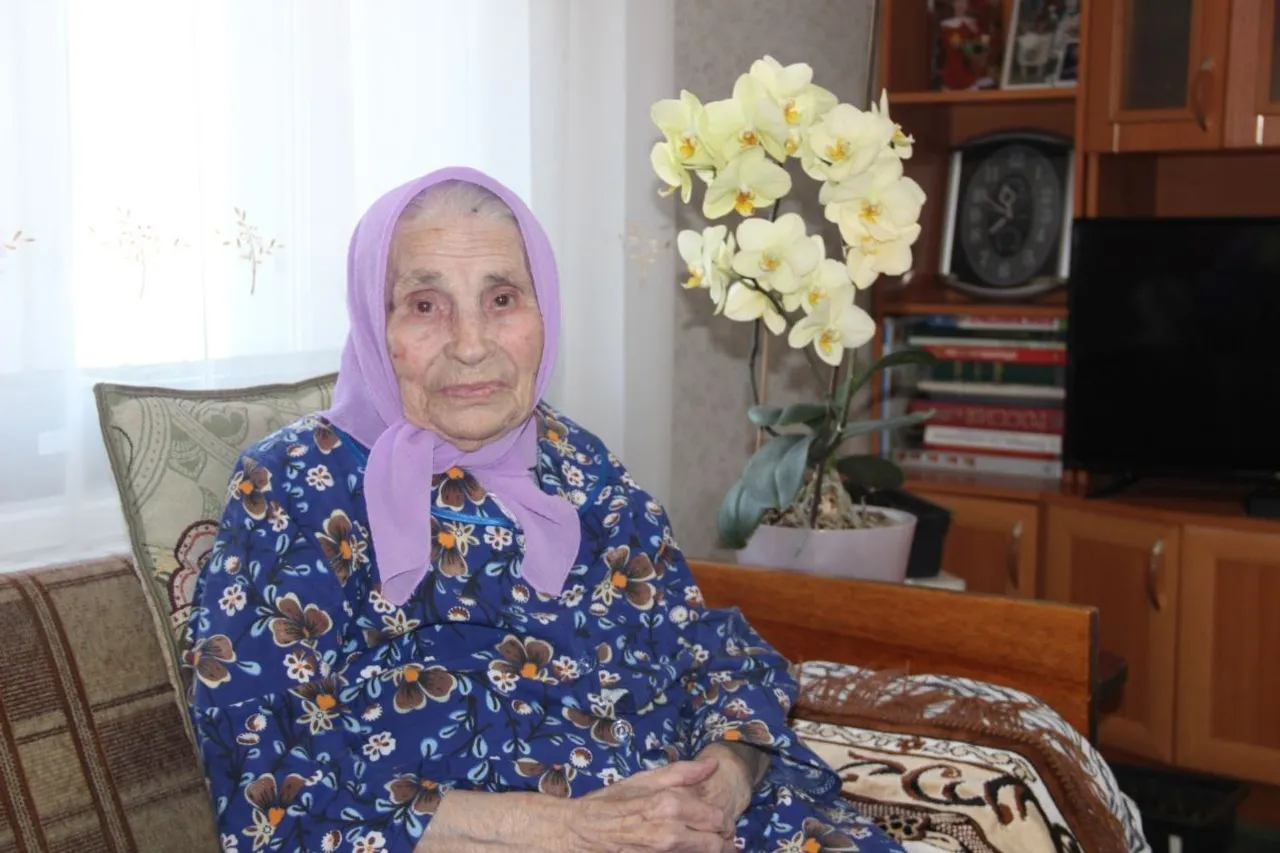 Тăхăр вун сакăр çулхи кинемей СВО салтакĕсене пулăшать
