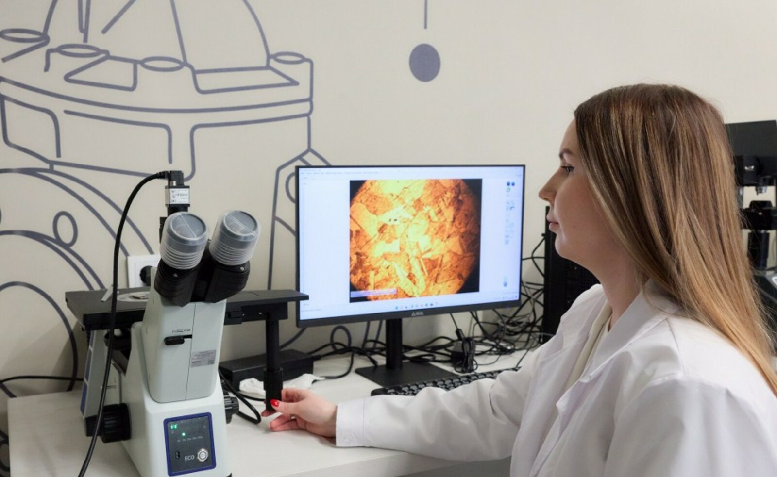 Современная лаборатория по металловедению начала работу в УГНТУ