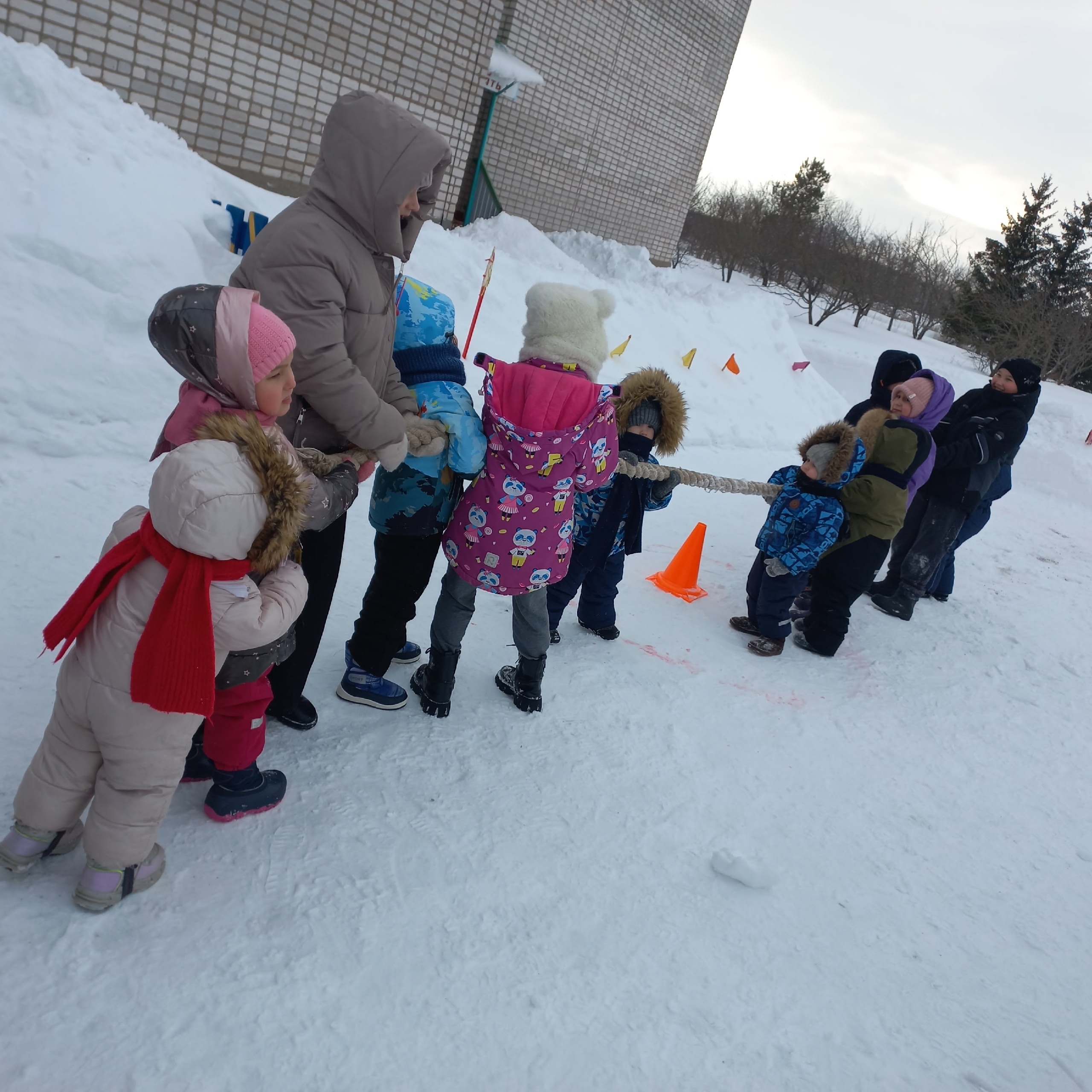 Атте, анне тата эпĕ – спортпа туслă çемье