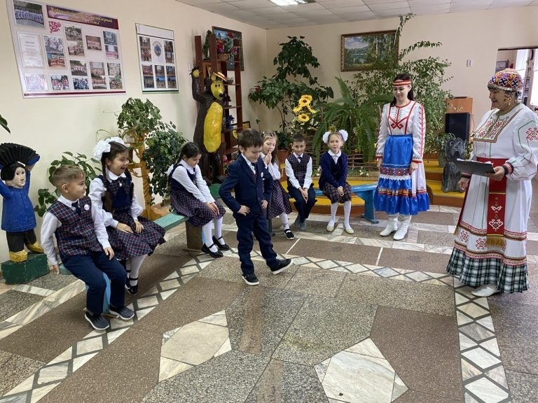 Йăла-йĕркесене çĕнĕрен чĕртсе тăратасси: манăçа тухнă чăваш вăййисен уявĕ