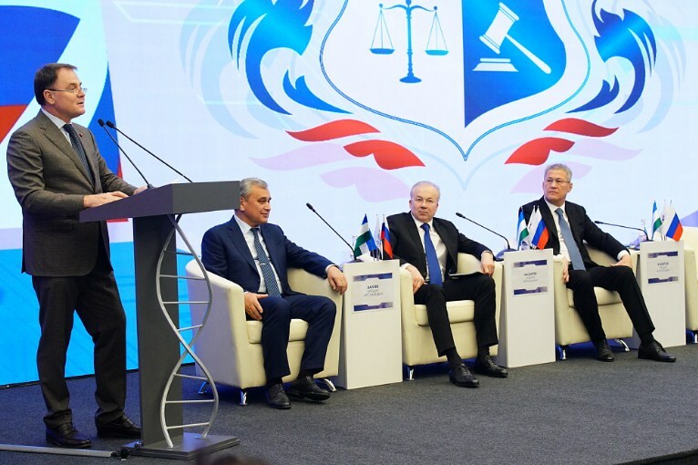 Радий Хабиров поздравил Ассоциацию юристов России с 20-летием