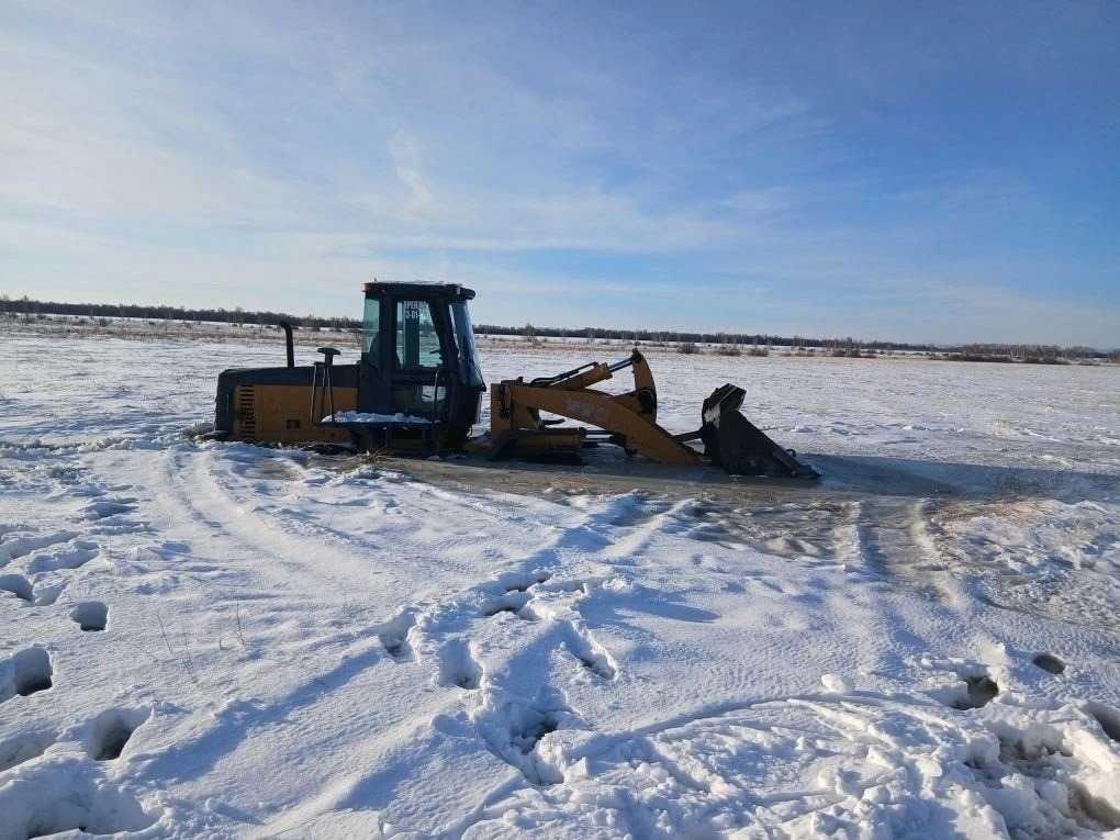 Пушкăртстанра виçĕ трактор кулĕре путнă