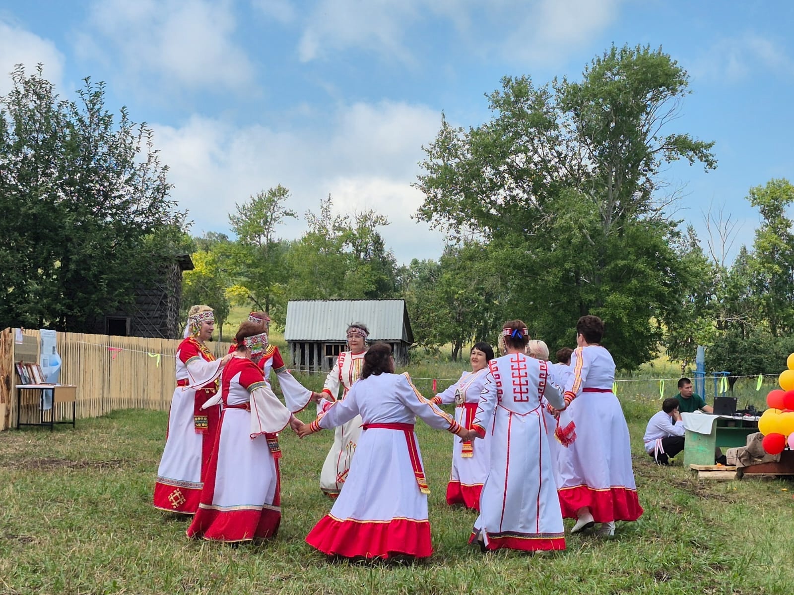 Тетĕрпуç ялĕ 210 çулхи юбилейне кĕтсе илчĕ