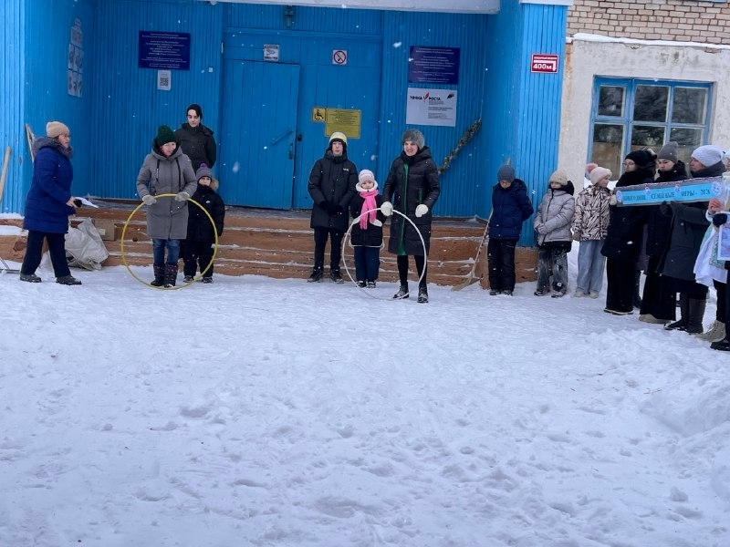 Çĕнĕ çулхи çемье вăййисем