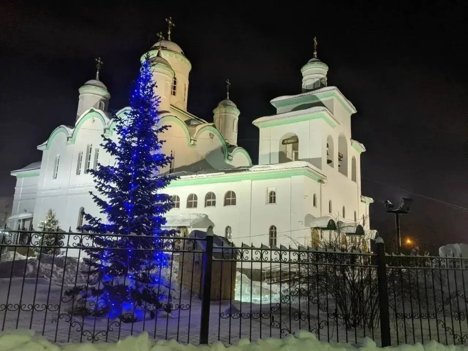 Пушкăртстанра пурăнакансене Радий Хабиров Раштав уявĕпе саламланă