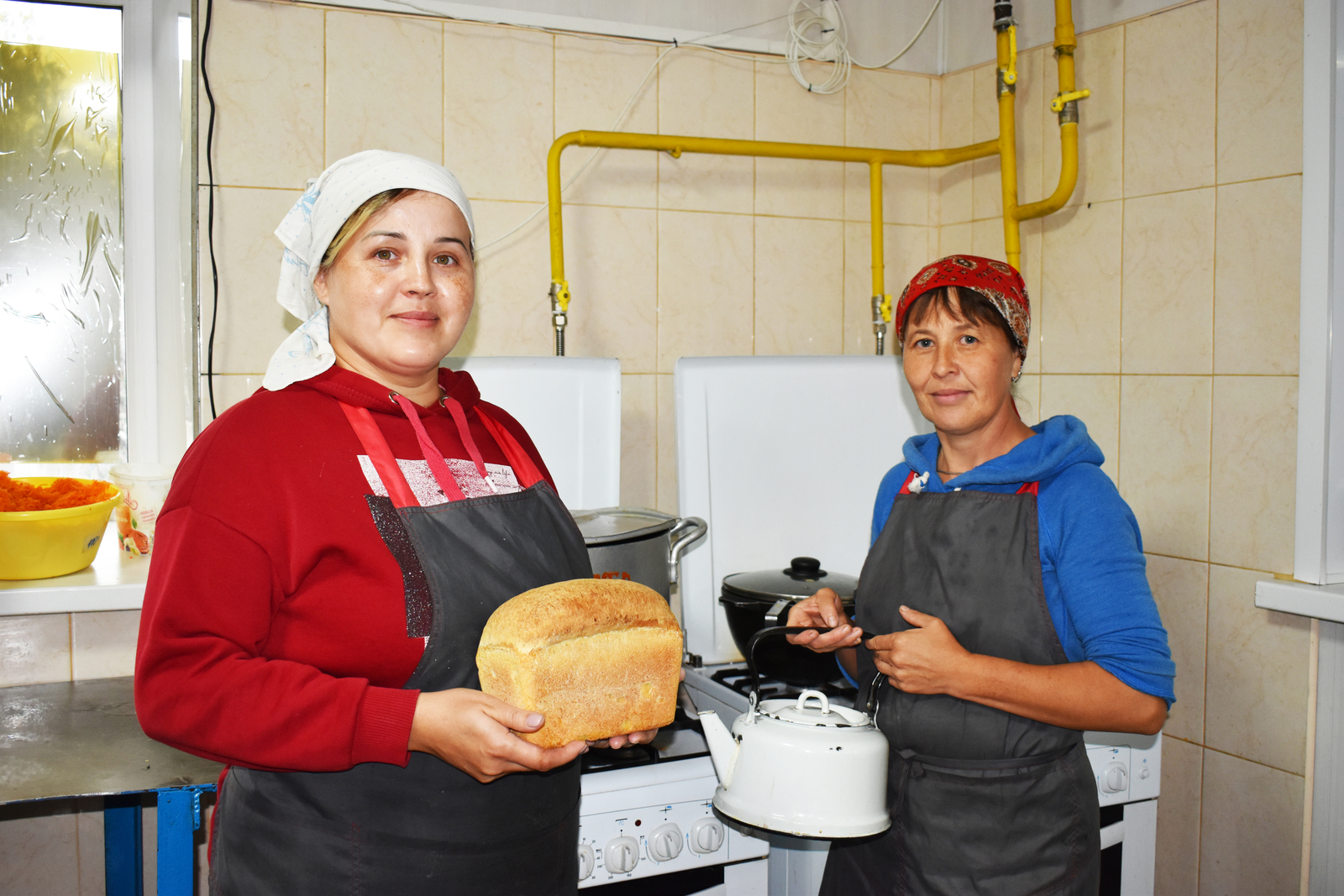 Апачĕ те тутлă,  поварĕсем те ăшă кăмăллă