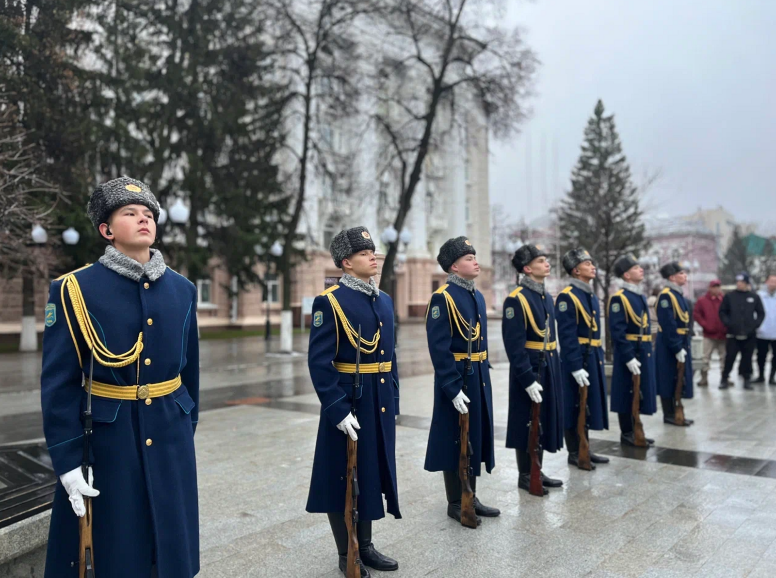 На слёте проекта «Хранители истории» состоялась дискуссия "Почетный караул"