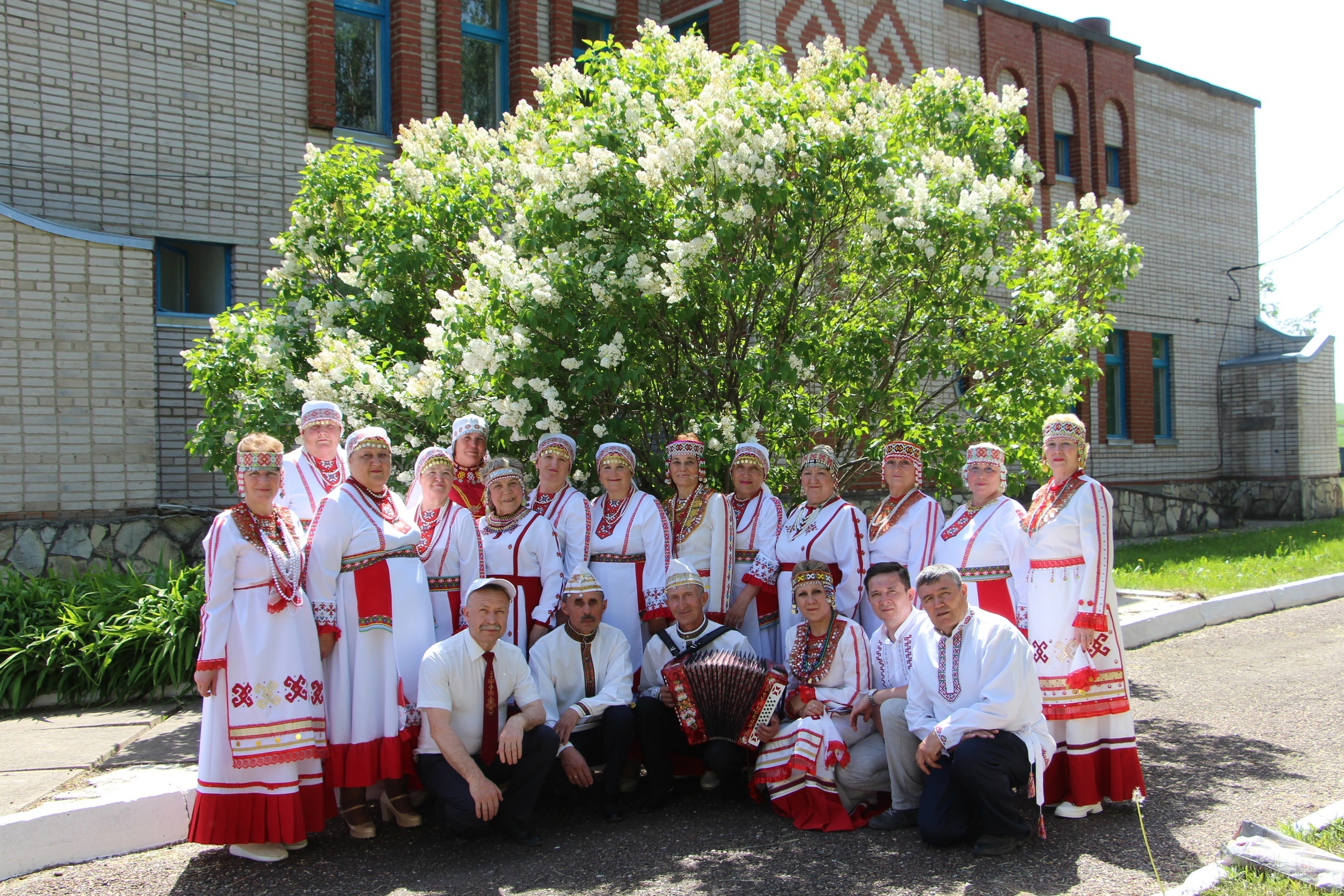 «Кĕçтенттин шурă кăвакарчăн пулса таврăнчĕ-тĕр»